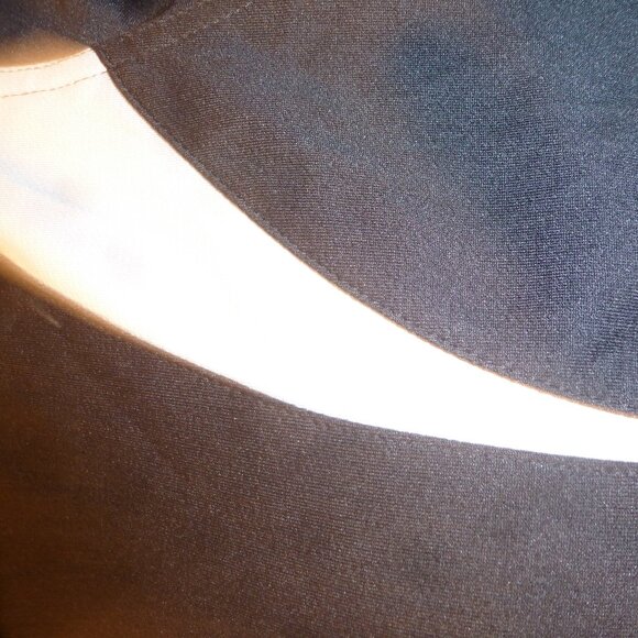 PGA Tour Men's Golf Performance 2 Button Placket Polo Shirt Black/ gray  Sz L - Picture 11 of 11